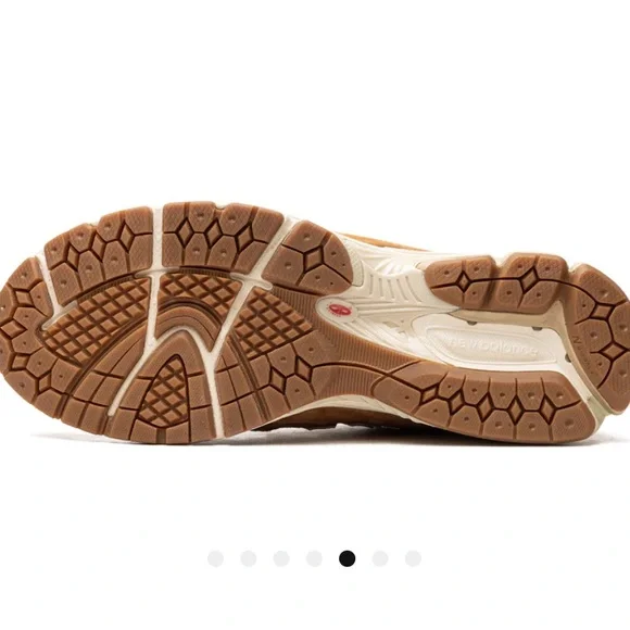 New Balance Men's 2002RX “Tobacco” sneakers; size 11; NWOT - Picture 6 of 16